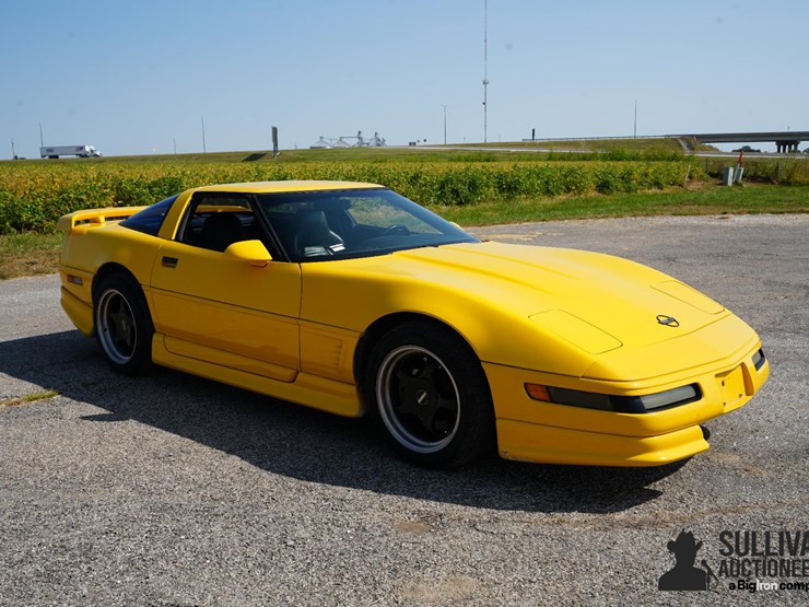 run-#121---1995-chevrolet-corvette-coupe-image-3