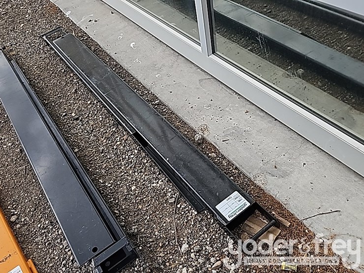 unused-7'-forklift-extension-rod-image-2