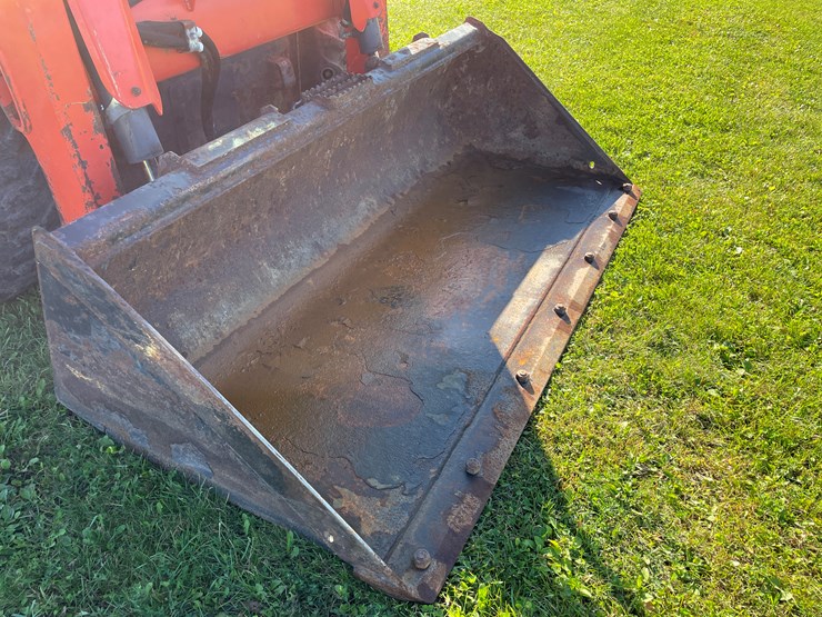 2023-kubota-ssv65-image-40