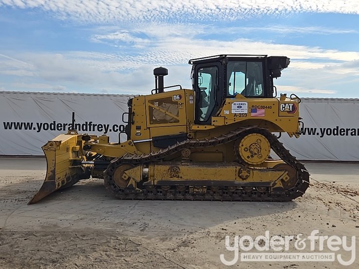 2019-caterpillar-d6-lgp-image-2
