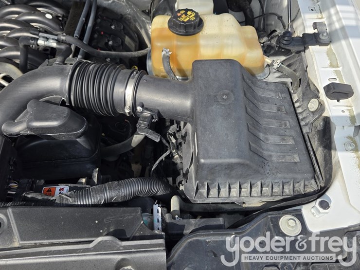 2013-ford-f150-image-35