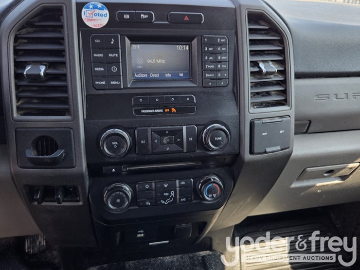 2017-ford-f550-image-111