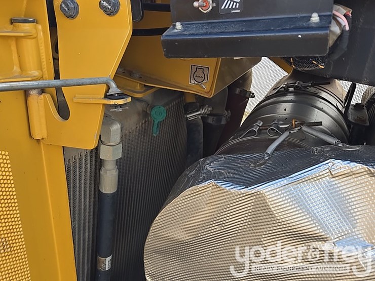 2019-caterpillar-d6-lgp-image-49