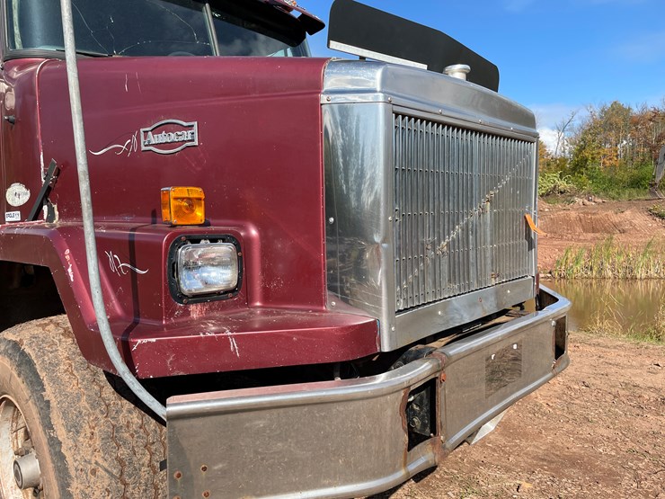 #412-•-1988-white-gmc/autocar-quad-axle-dump-truck-(title-in-delay)-(wakefield,-mi)-image-48