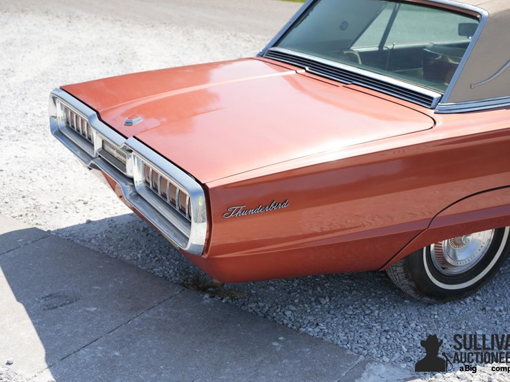 run-#9---1965-ford-thunderbird-coupe-image-20