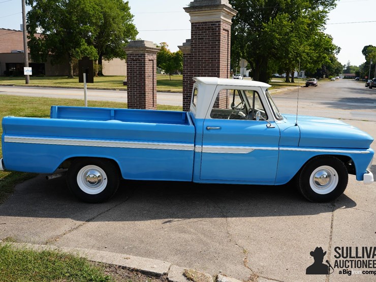 1965-chevrolet-c10-image-4