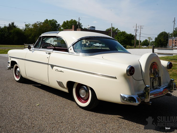 run-#69---1954-ford-crestline-skyliner-image-7