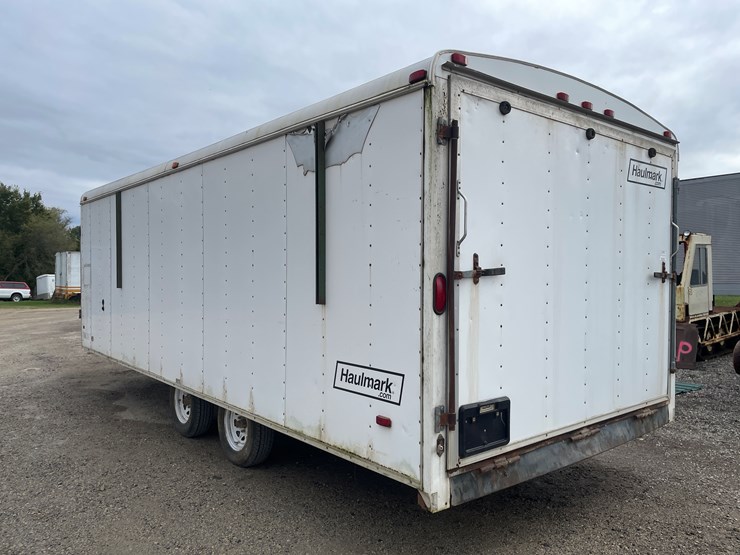 #612-•-haulmark-tandem-axle-enclosed-snowmobile-trailer-(no-title)-(fort-atkinson,-wi)-image-7