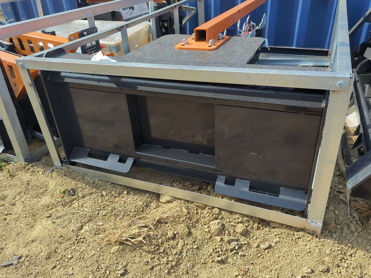 (1)-wolverine-skid-steer-trencher---tcr-12-48h-image-4