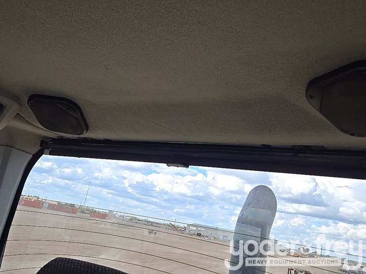 2019-caterpillar-930-image-64