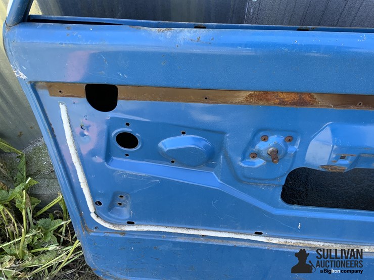 1972-chevrolet-pickup-door-image-7