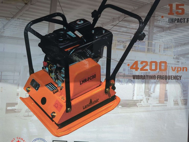 (1)-landhonor-heavy-duty-plate-compactor---6.5-hp-engine-image-3