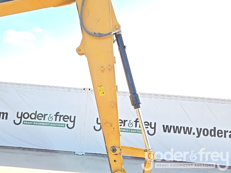 2019-caterpillar-315f-image-32