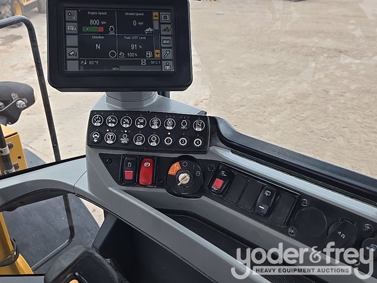 2019-caterpillar-930-image-66