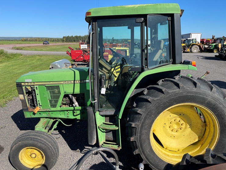 1993-john-deere-6200-image-2