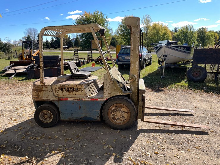 #312-•-hyster-gasoline-forklift-(oconto,-wi)-image-4