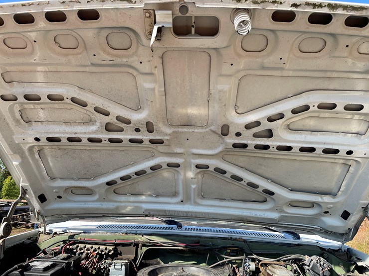 #516-•-1984-chevy-d350-4x4-pickup-(title-in-delay)-(wakefield,-mi)-image-75