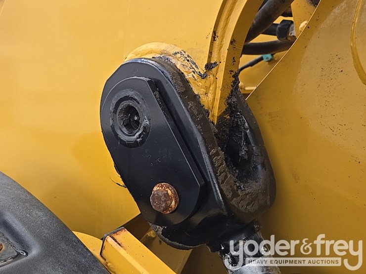 2019-caterpillar-930-image-22