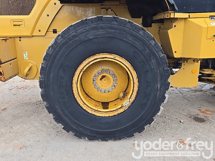 2019-caterpillar-930-image-38