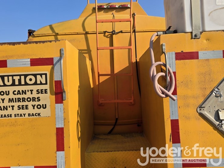 2008-peterbilt-335-image-133