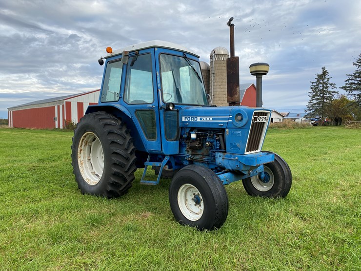 1981-ford-7600-image-3