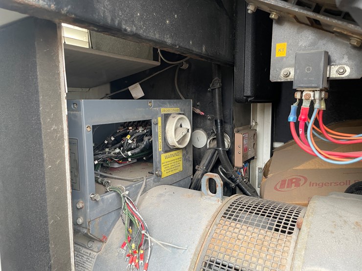 #6878-•-2003-industrial-generator-(has-wi-title)-(neenah,-wi)-image-50