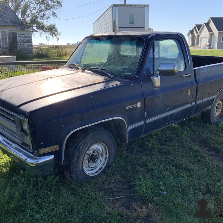 1984 Chevrolet 2WD Short Box Pickup