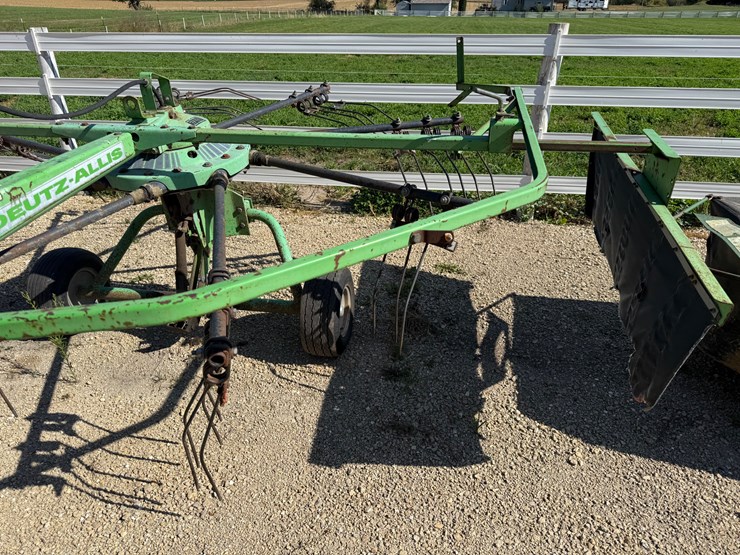 #212-•-deutz-allis-hay-rake-(deforest,-wi)-image-2