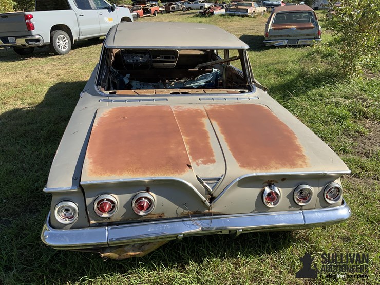1961-chevrolet-4-dr.-impala-image-6