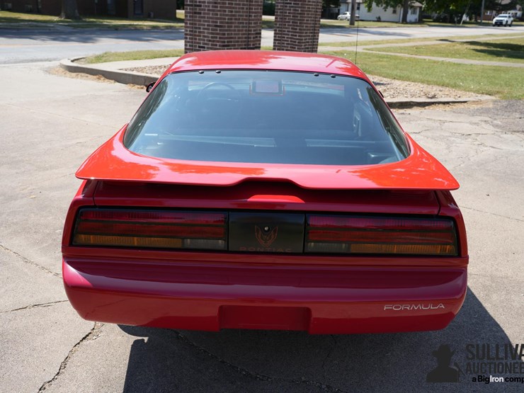run-#61---1991-pontiac-firebird-formula-ws6-image-6