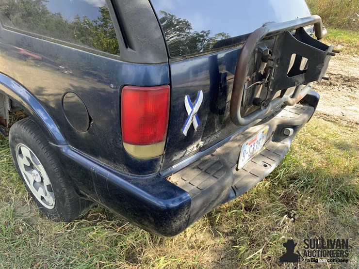 1999-chevrolet-blazer-image-18