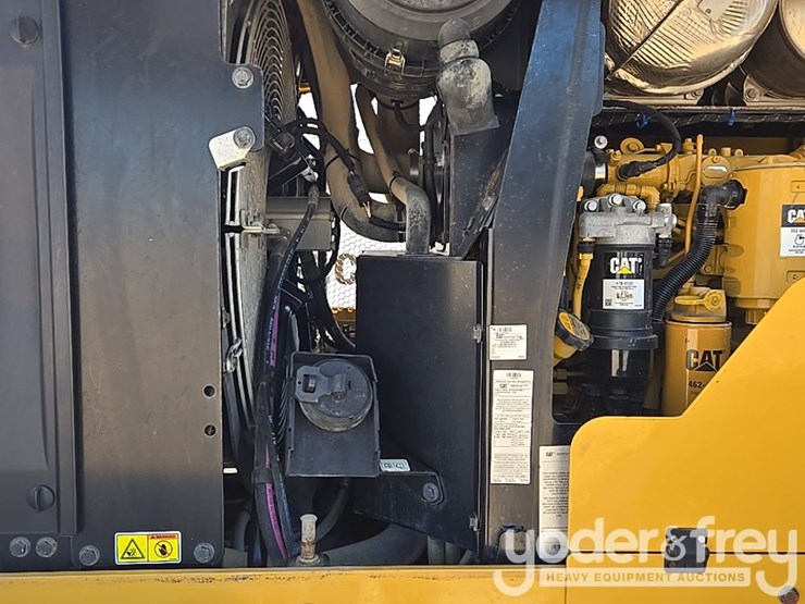 2020-caterpillar-930-image-29