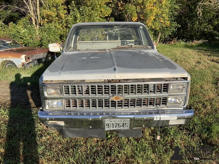1982-chevrolet-silverado-image-2