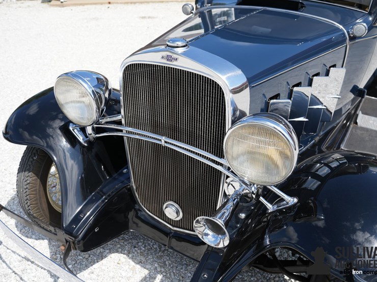 run-#66---1932-chevrolet-confederate-sedan-image-10