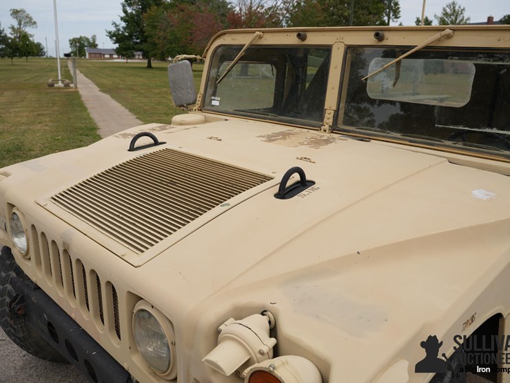run-#17---2011-am-general-humvee-4x4-personnel-carrier-image-10