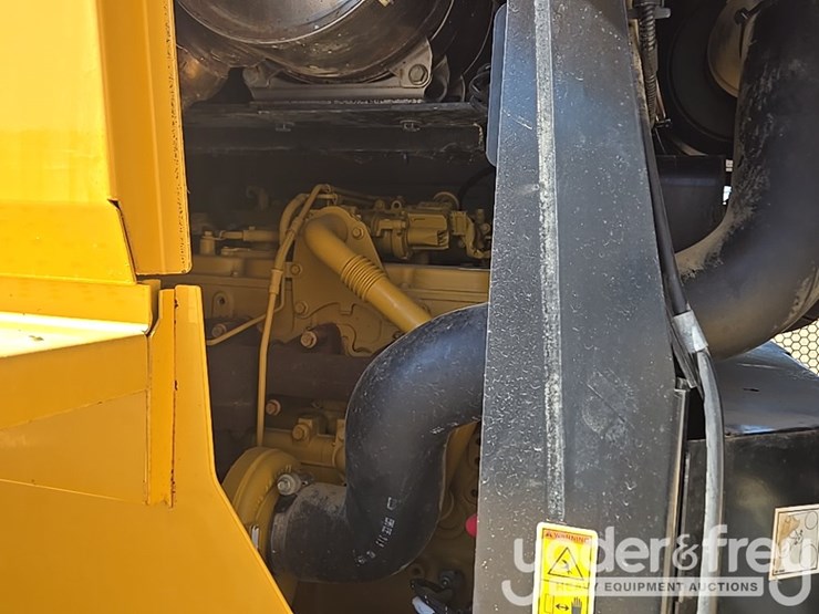 2020-caterpillar-930-image-20