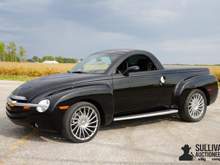 run-#75---2004-chevrolet-ssr-convertible-image-1