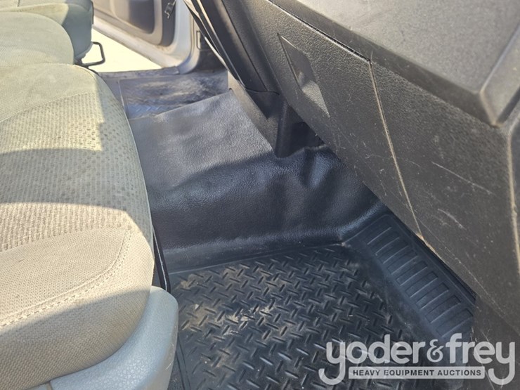 2013-ford-f150-image-50