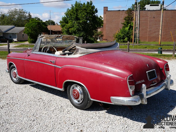 run-#145---1960-mercedes-220-se-convertible-image-7