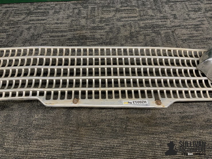 1958-chevrolet-impala-grille-image-10