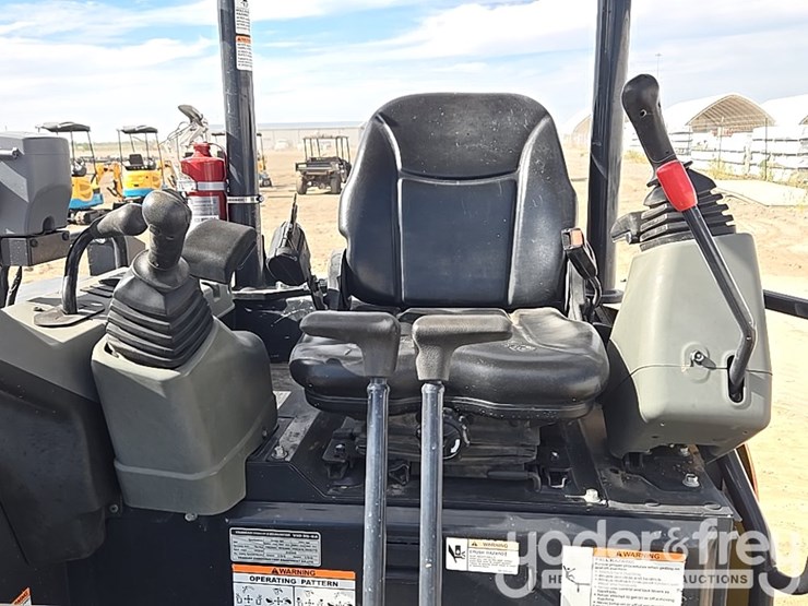 2022-yanmar-vio35-6a-image-55