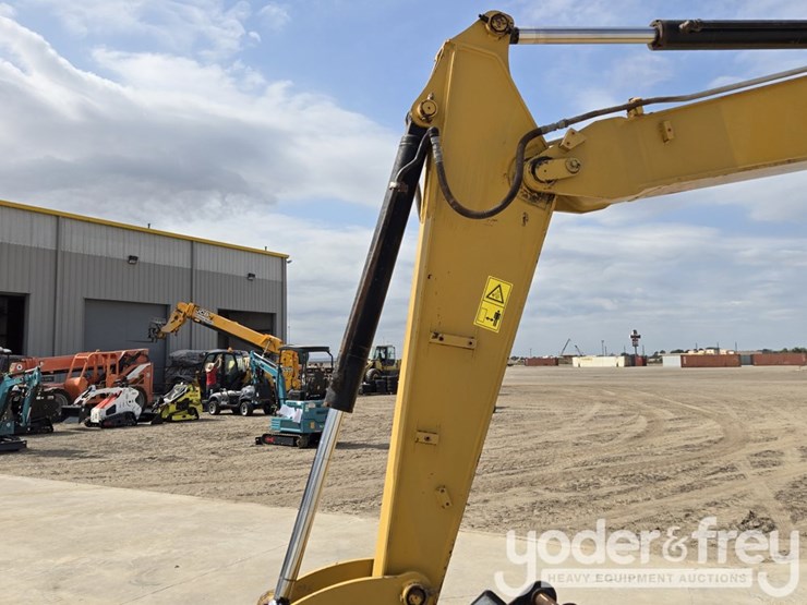 2014-caterpillar-307e2-image-15