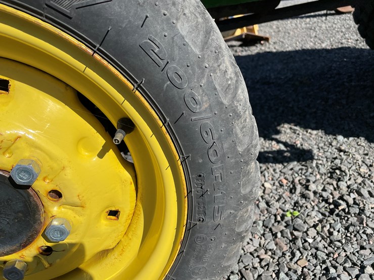 2019-john-deere-2038r-image-13