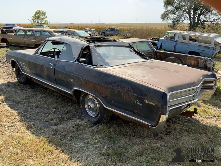 1965-buick-wildcat-convertible-image-7