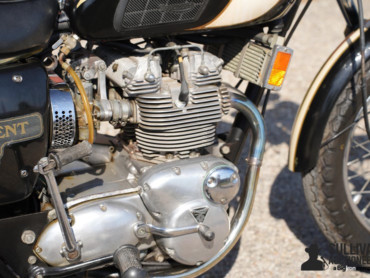 run-#30---1971-triumph-trident-t-150-image-14
