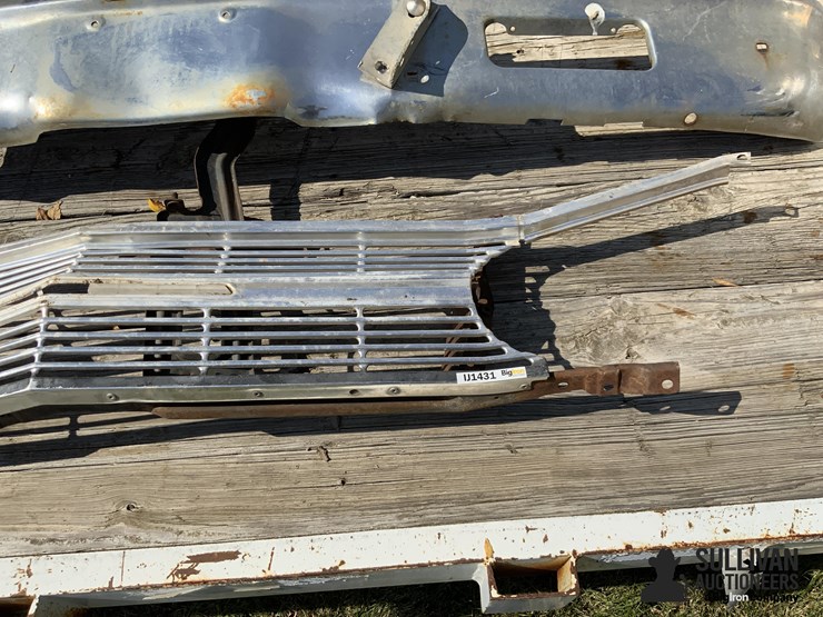 1965-chevrolet-chevelle-grille-&-bumper-image-6