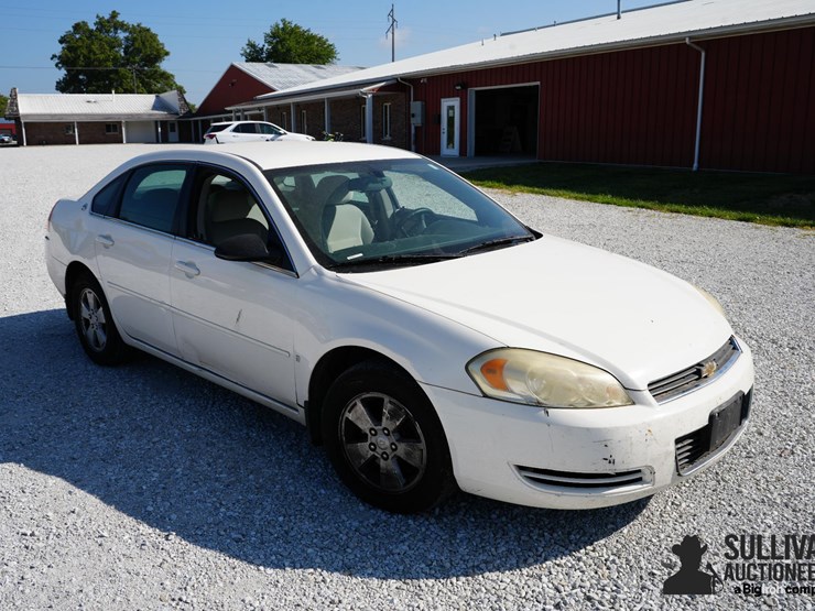 run-#165---2006-chevrolet-impala-sedan-image-3