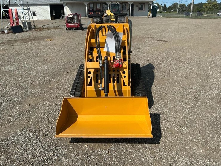 #1002-•-unused-sdll30-mini-skid-steer-image-8