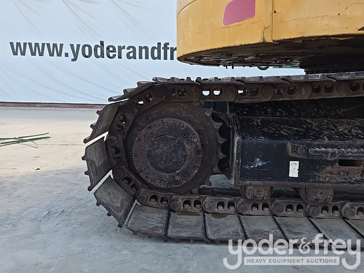 2019-caterpillar-315f-image-24
