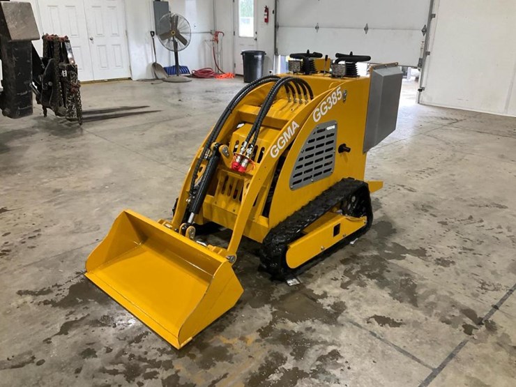 #1015-•-unused-gg385-mini-skid-steer-image-1
